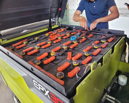 phuc-hoi-binh-ac-quy-xe-nang