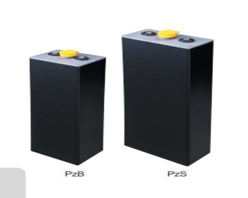 ac-quy-xe-nang-rocket