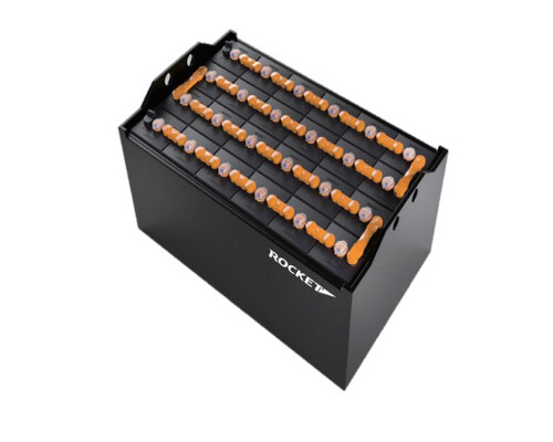 bien-phap-an-toan-khi-sac-binh-ac-quy-xe-nang