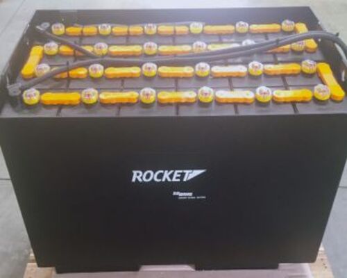 xu-huong-tuong-lai-ac-quy-xe-nang-rocket