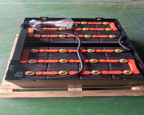 nguyen-nhan-hong-hoc-ac-quy-xe-nang-rocket