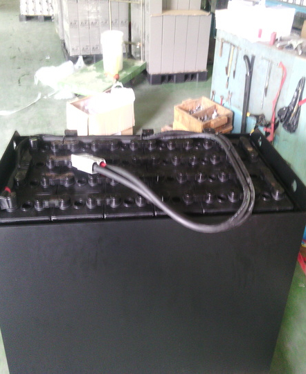 Ắc quy xe nâng ROCKET 125TX-11 (48V-721Ah/5Hr)