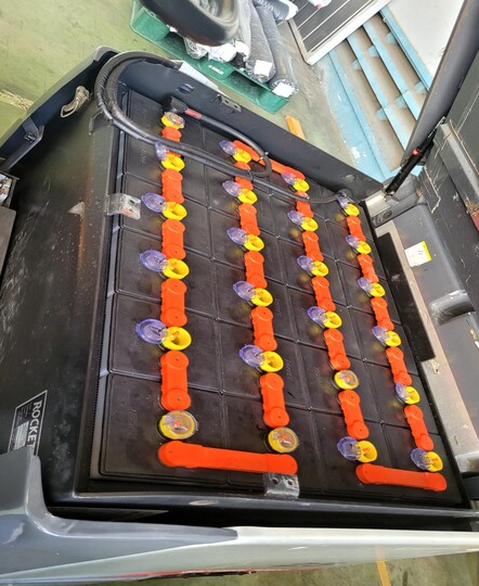 Ắc quy xe nâng ROCKET VCD500-48 (48V-500Ah/5Hr)