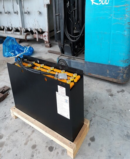 Ắc quy xe nâng ROCKET VCF3-48 (48V-201Ah/5Hr)